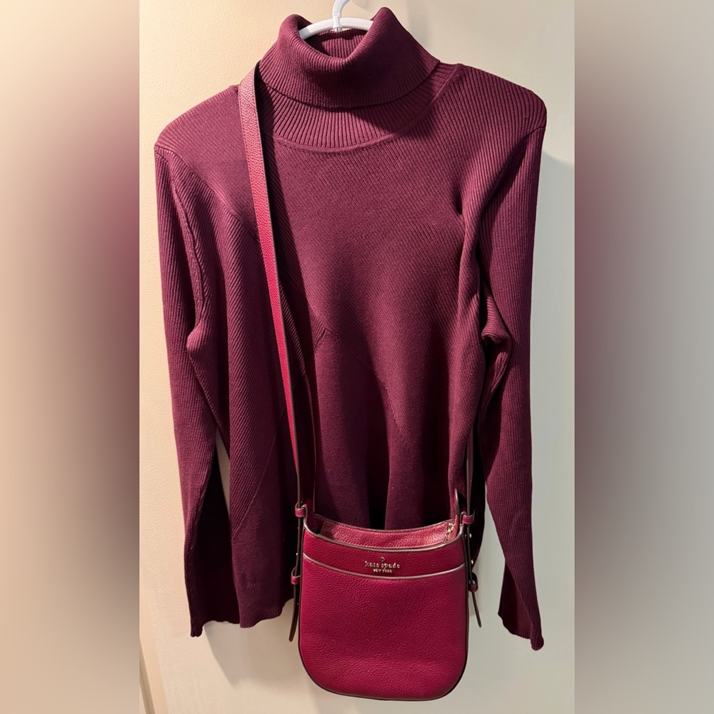 Women's Calvin Klein knit turtleneck Burgundy Sweater